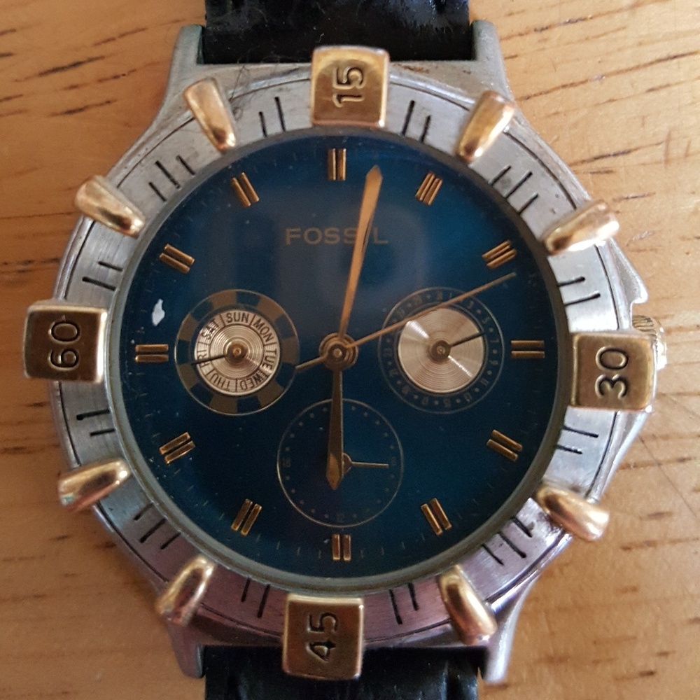 Fossil watch